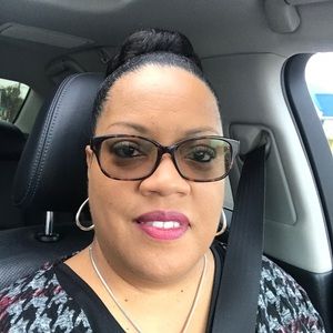 Meet your Posher, Victoria